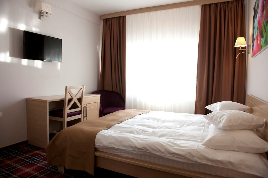 Hotel Leon & Spa Arad Room photo